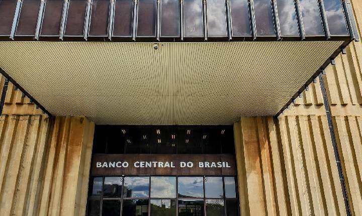 Em nova redução, Copom baixa taxa Selic para 14% ao ano