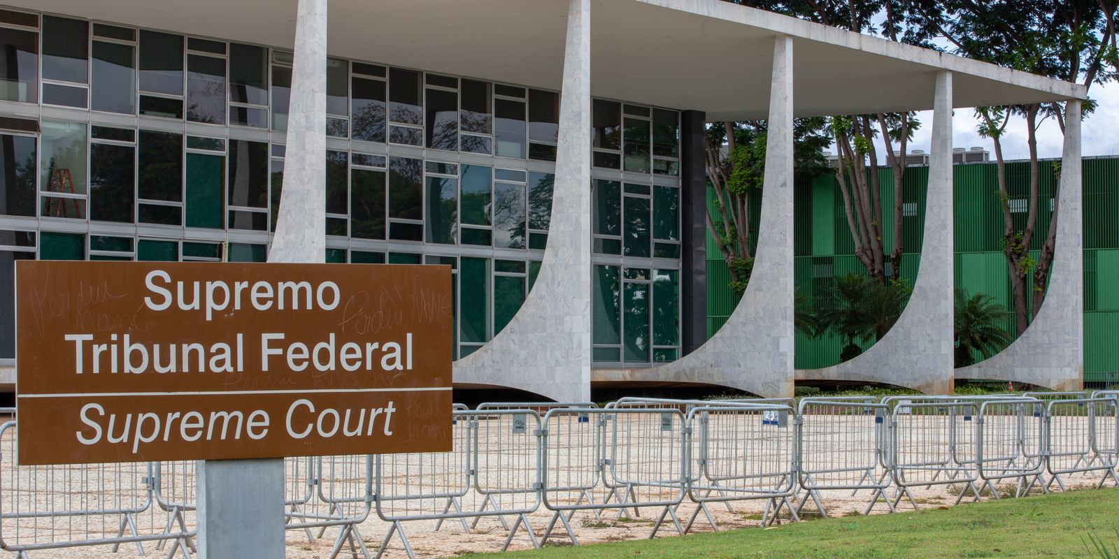 Dino cita existência de “atacadistas de emendas” ao condenar deputados